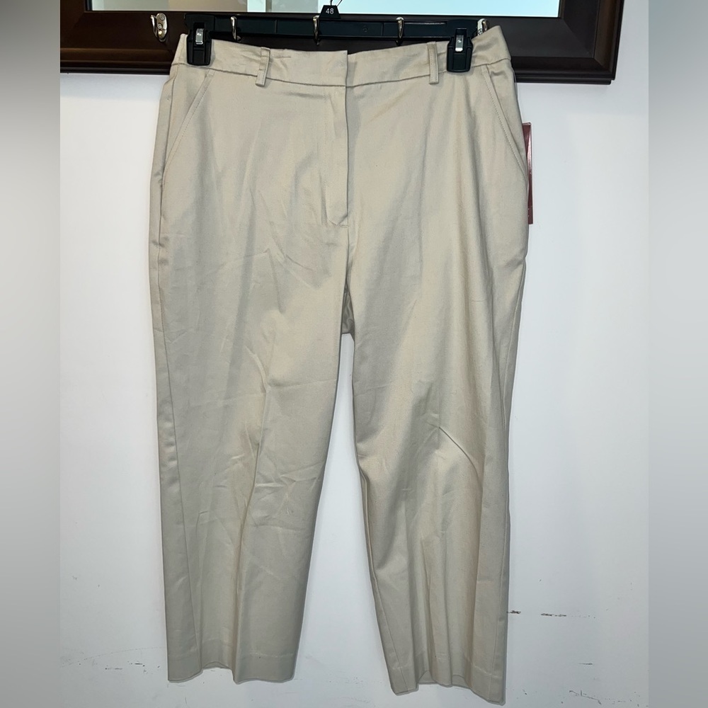 JM Collection Ladies Tan Stretch Capri Pants Size 10